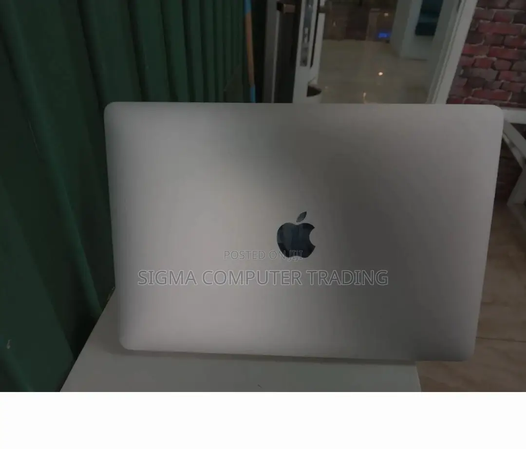 New Laptop Apple MacBook Air 2020 M1 8GB Apple M1 SSD 256GB