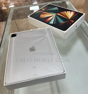 Photo - Apple iPad Pro 12.9 (2021) 512 GB Silver