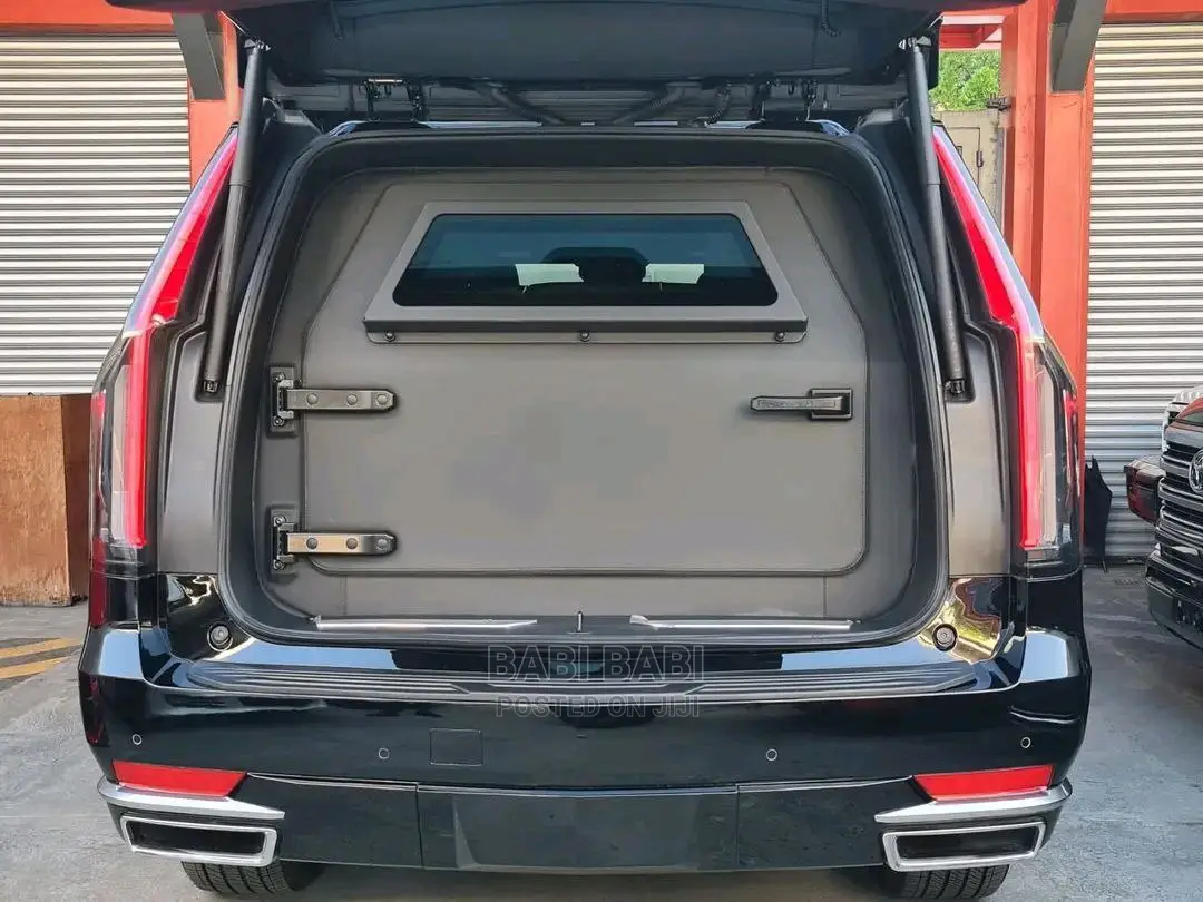 New Cadillac Escalade 2023 Matt Black