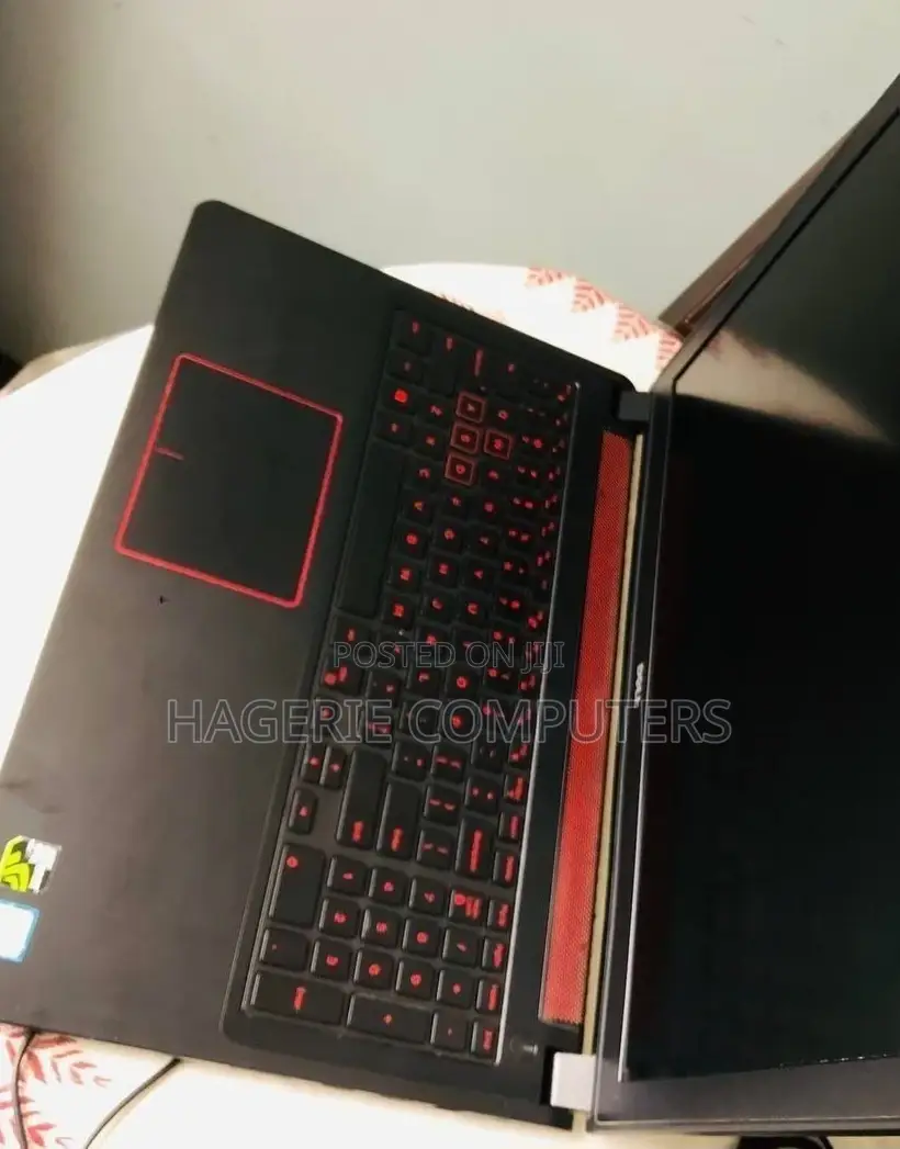 New Laptop Dell Inspiron 15 3558 8GB Intel Core I5 SSD 512GB