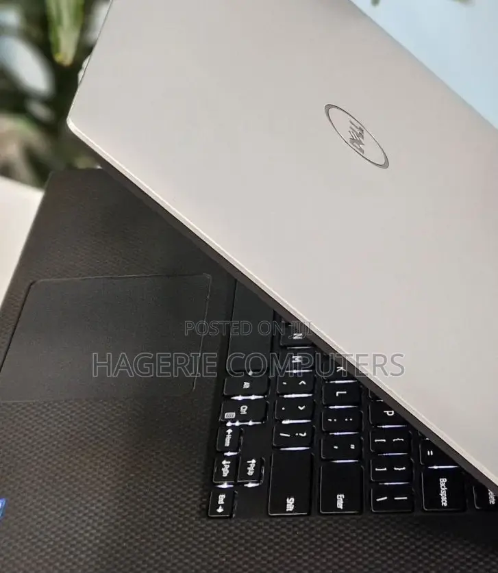 New Laptop Dell XPS 15-9570 8GB Intel Core I5 SSD 1T