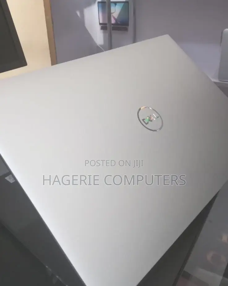 New Laptop Dell XPS 17 L701X 16GB Intel Core I7 SSD 512GB