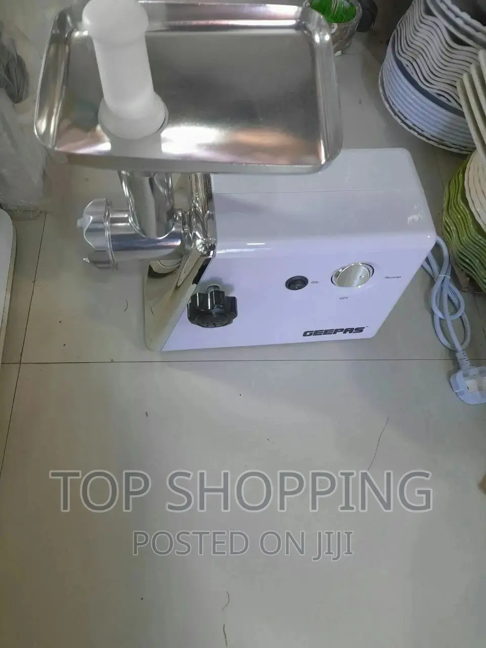 Geepas Meat Grinder
 " ጂፓስ የስጋ መፍጫ "