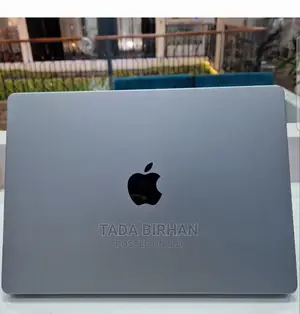 Photo - New Laptop Apple MacBook Pro 2021 M1 16GB Intel Core I7 SSD 512GB
