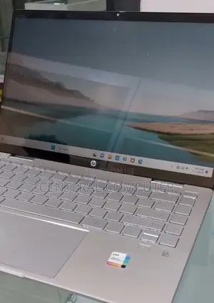 New Laptop HP Envy 15-Ep0xxx 8GB Intel Core I5 SSD 512GB