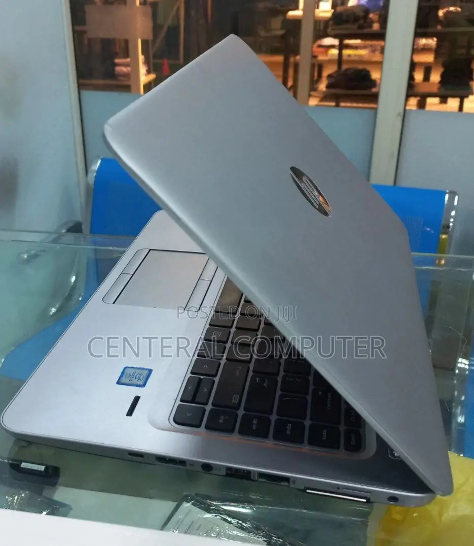 New Laptop HP 8GB Intel Core I7 SSD 256GB