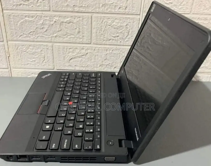 Laptop Lenovo 100e 4GB Intel Core i5 SSD 500GB