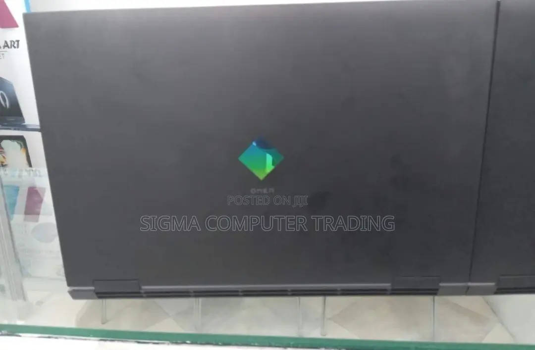 New Laptop HP Omen 17 16GB Intel Core I7 SSD 1T