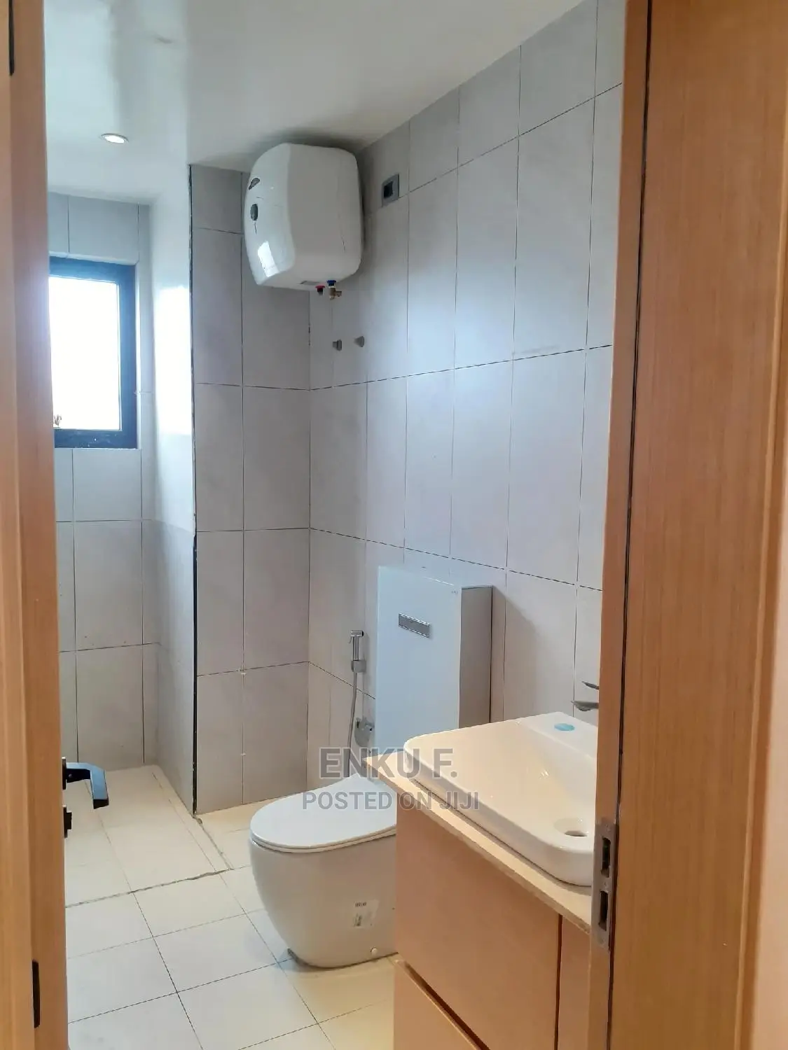 2bdrm Apartment in ቫሞስ ሪልስቴት, Nifas Silk-Lafto for sale