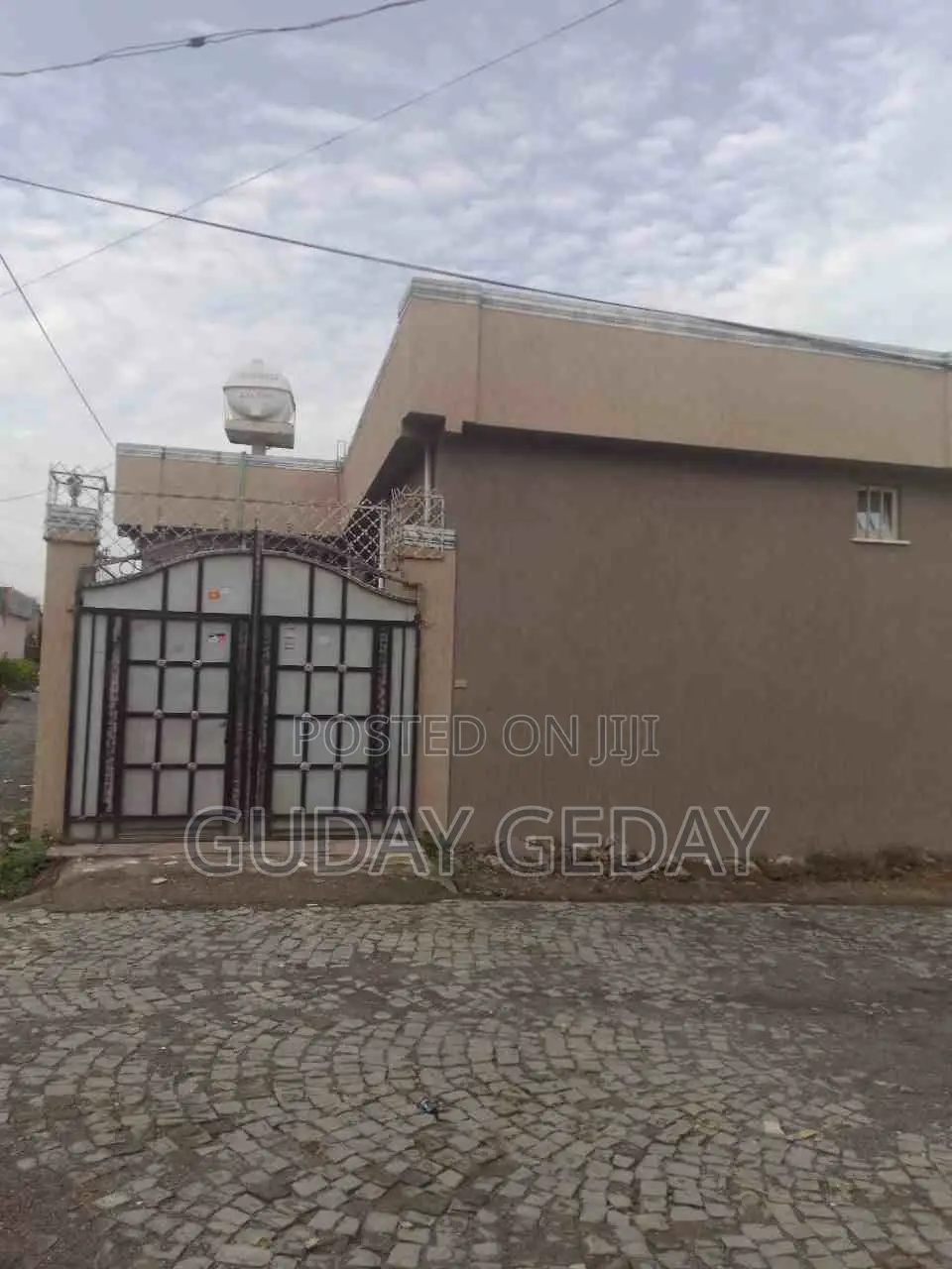 Furnished 4bdrm House in Private, Oromia-Finfinne for sale