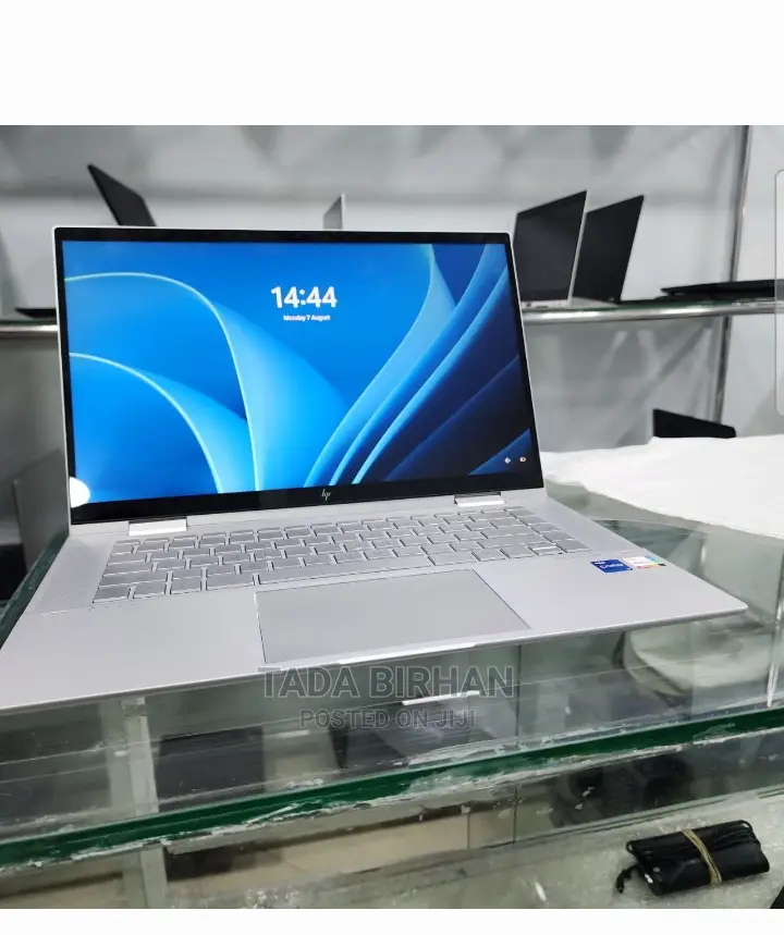 New Laptop HP Envy X360 16GB Intel Core I7 SSD 1T