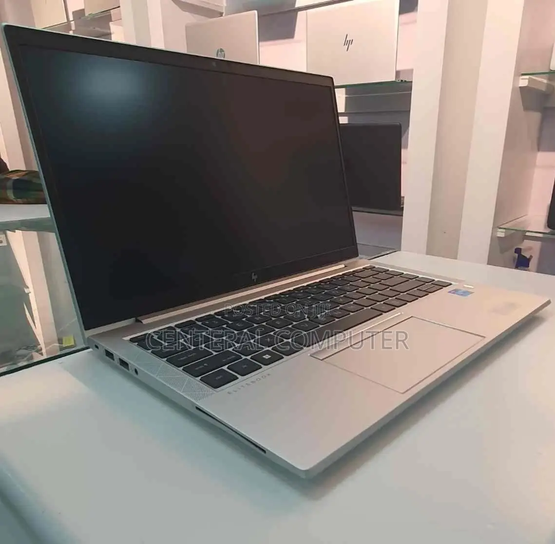 New Laptop HP EliteBook 840 G8 8GB Intel Core I5 SSD 512GB