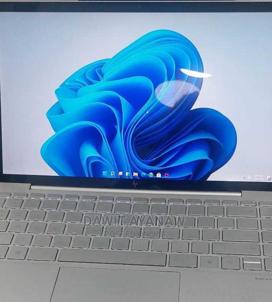 New Laptop HP 16GB Intel Core I7 SSD 512GB