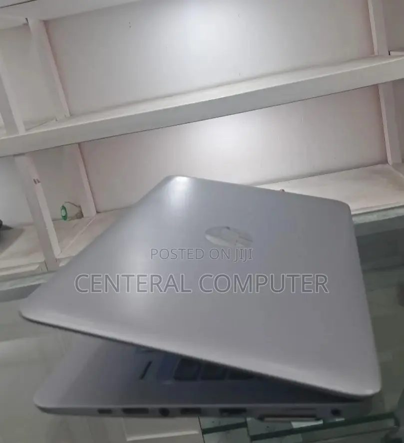 New Laptop HP EliteBook 820 4GB Intel Core I5 SSD 256GB