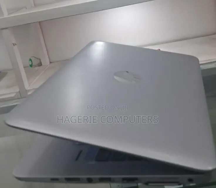 New Laptop HP EliteBook 820 G3 4GB Intel Core I5 SSD 256GB