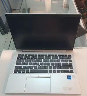 New Laptop HP EliteBook 840 G8 8GB Intel Core I5 SSD 512GB