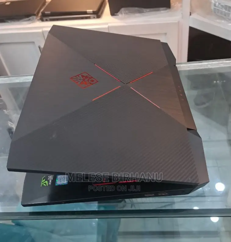 New Laptop HP 8GB Intel Core I7 HDD+SSD 1T