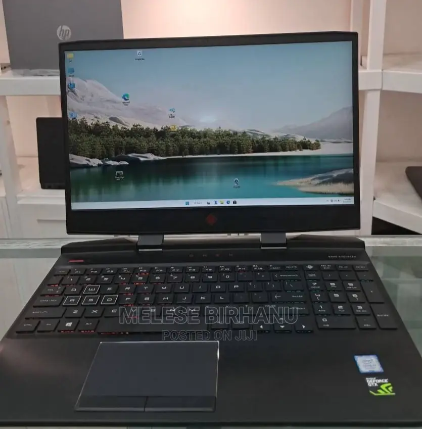 New Laptop HP 8GB Intel Core I7 HDD+SSD 1T