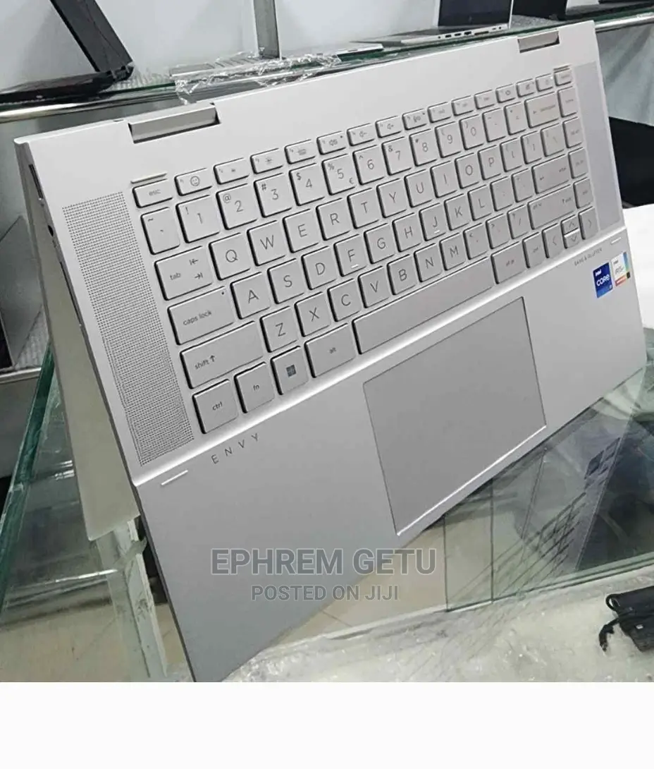 New Laptop HP Envy X360 16GB Intel Core I7 SSD 1T
