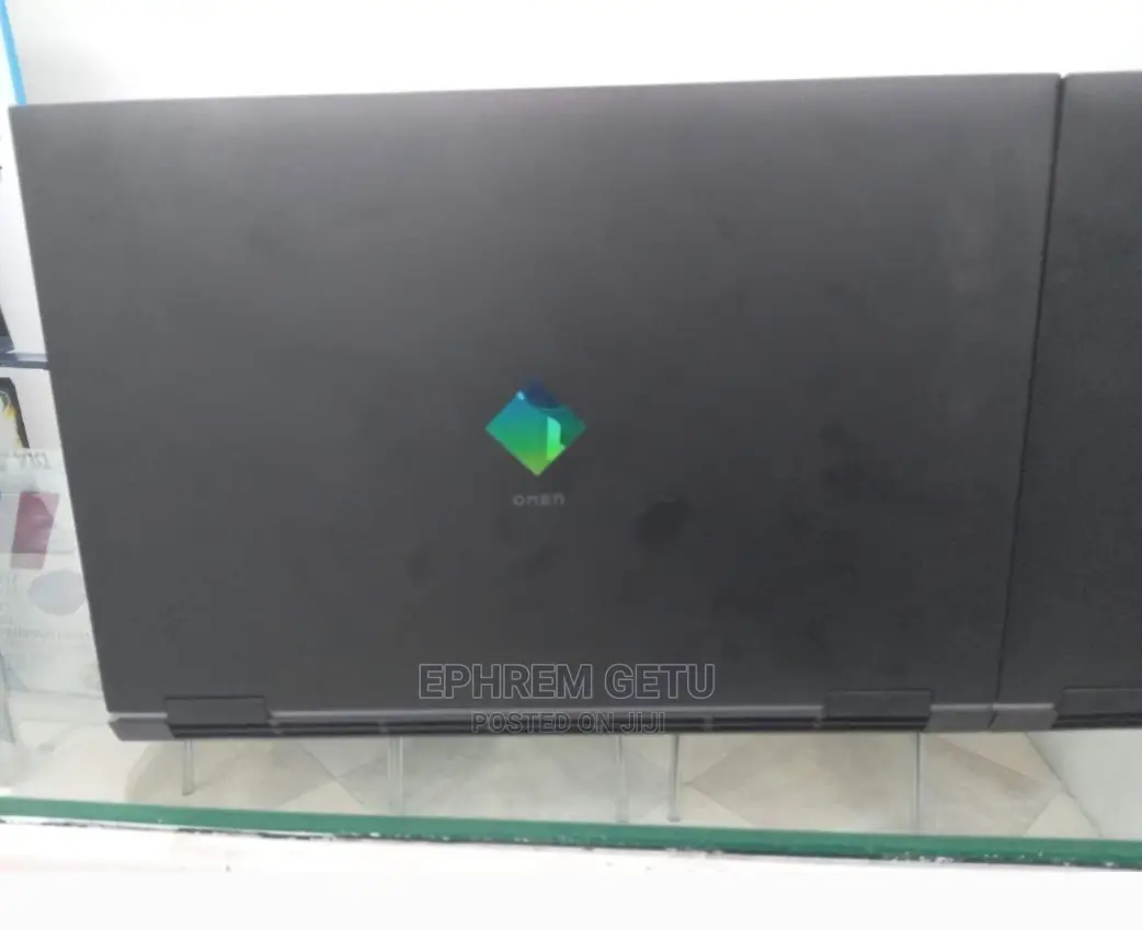 New Laptop HP Omen 17 16GB Intel Core I7 SSD 1T