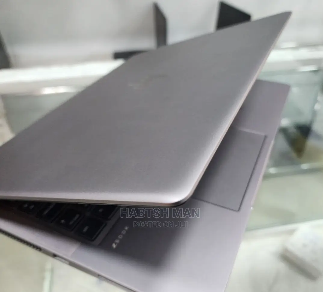 New Laptop HP 14z 16GB Intel Core I5 SSD 512GB