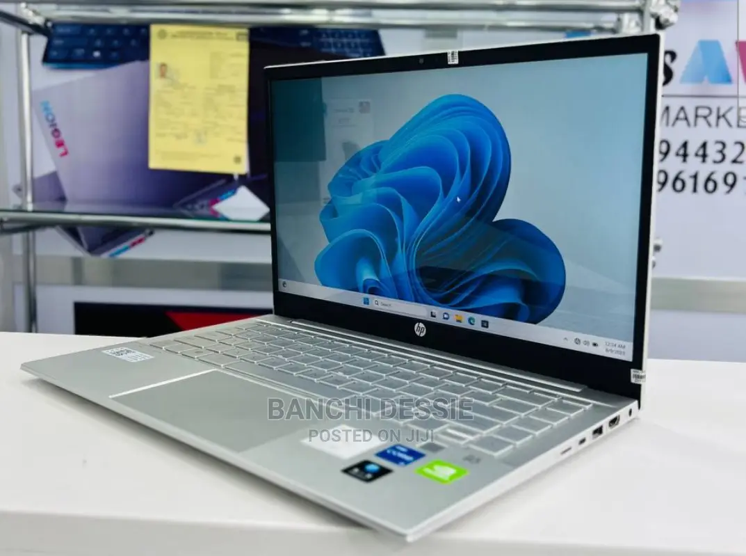 New Laptop HP Pavilion 15 8GB Intel Core I5 SSD 1T