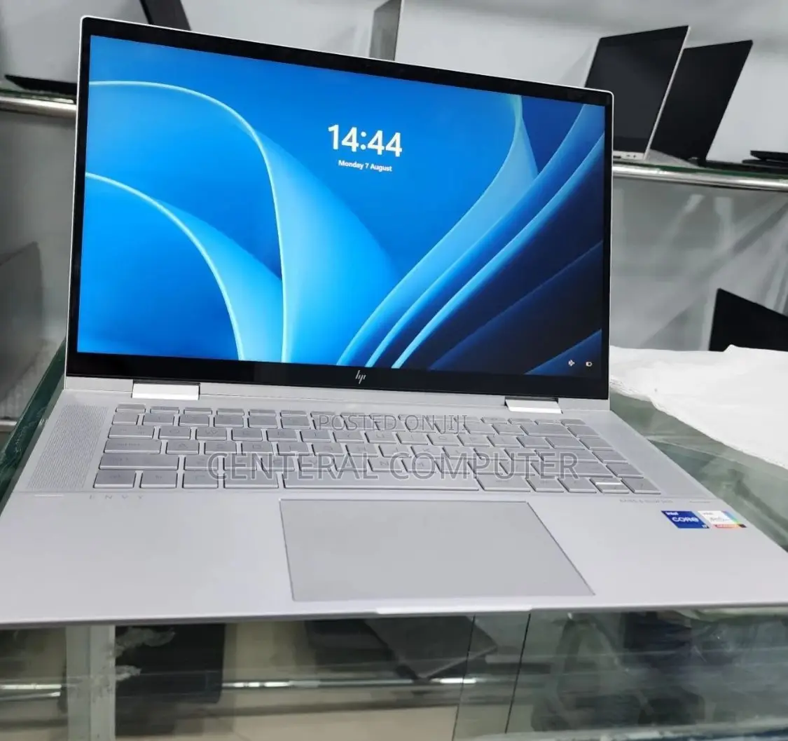 New Laptop HP 16GB Intel Core I7 SSD 1T