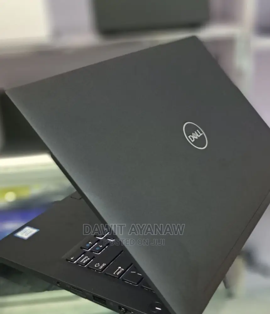 New Laptop Dell 8GB Intel Core I7 SSD 512GB