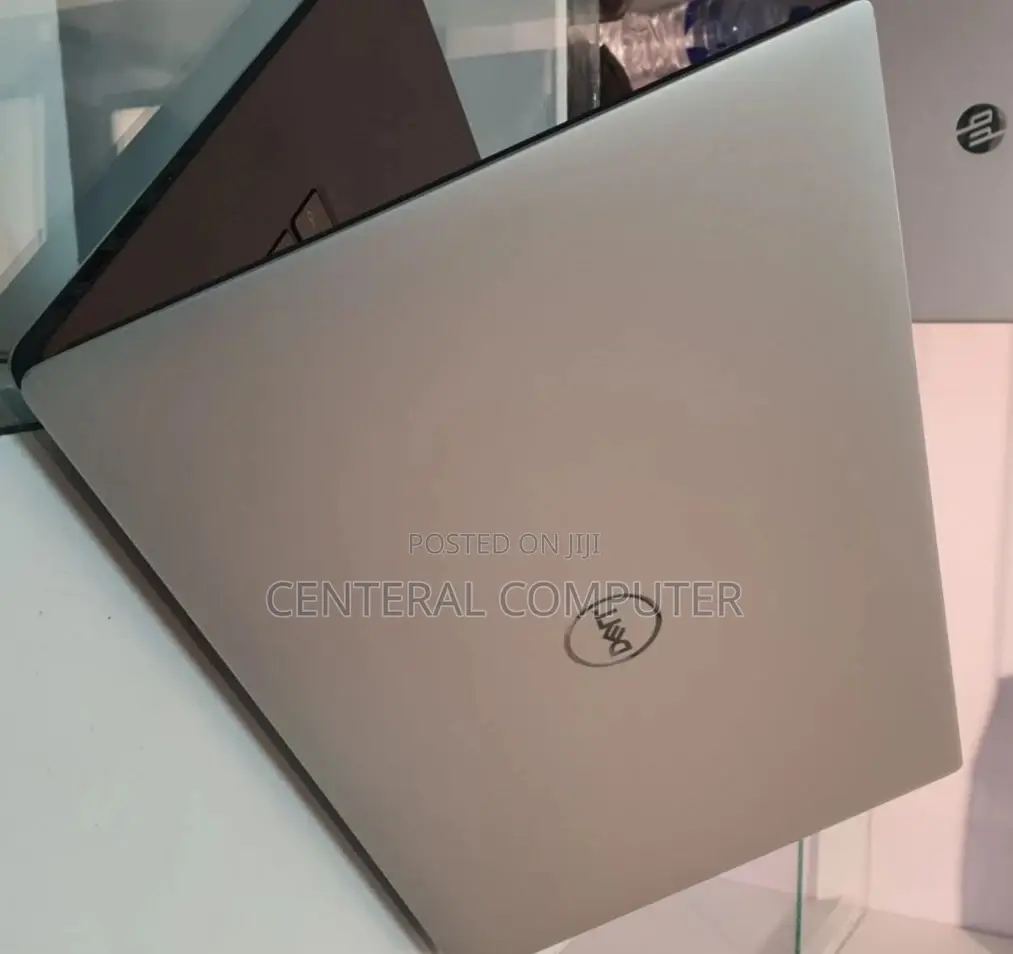 New Laptop Dell XPS 15 32GB Intel Core I5 SSD 512GB