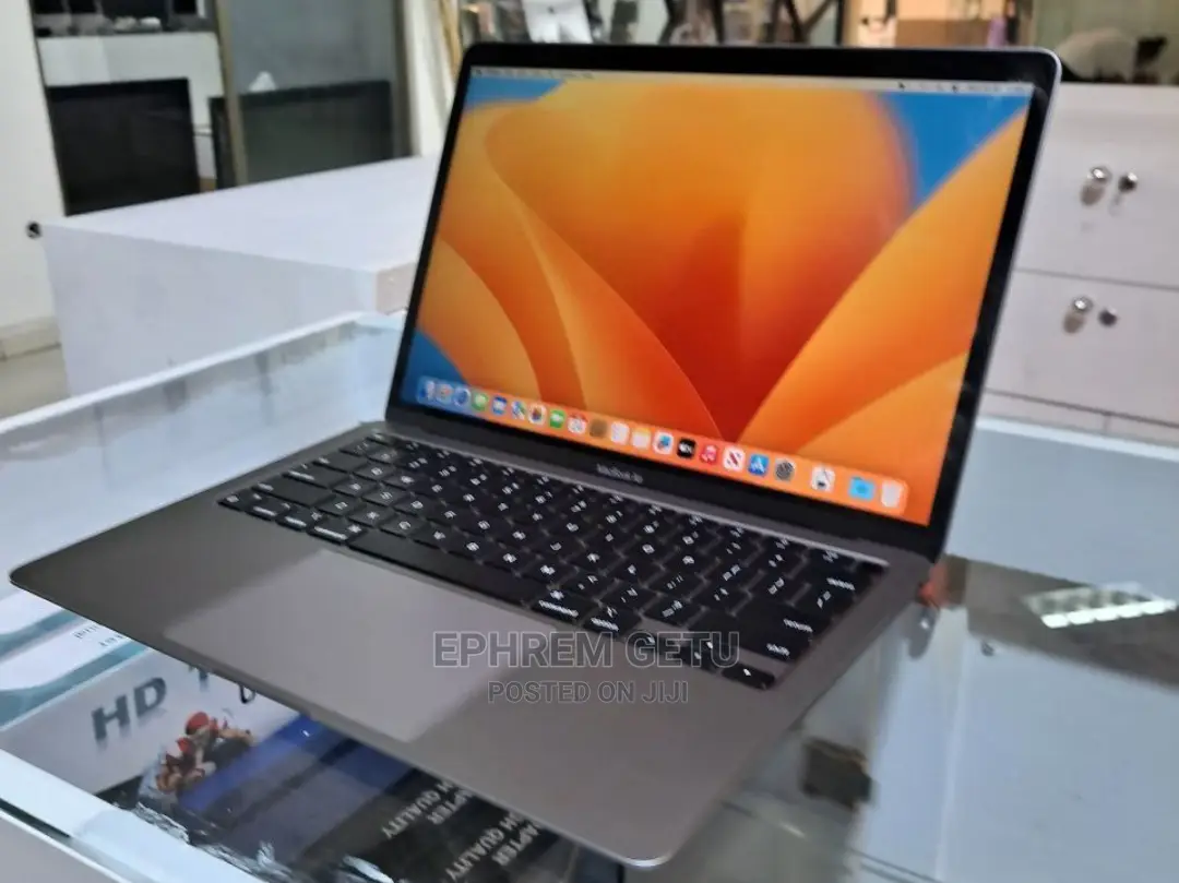 New Laptop Apple MacBook Air 2020 M1 8GB Apple M1 SSD 256GB