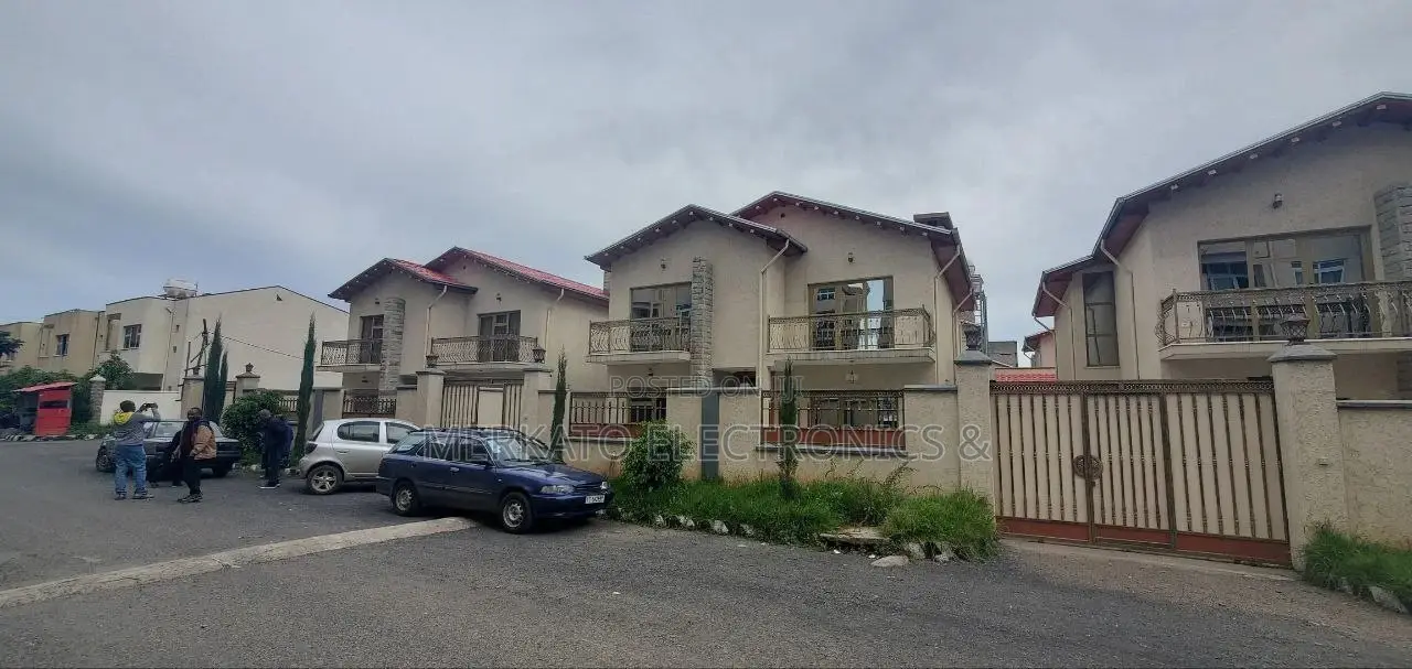 Furnished 4bdrm Apartment in Sunshine Real Estate, Yeka for sale