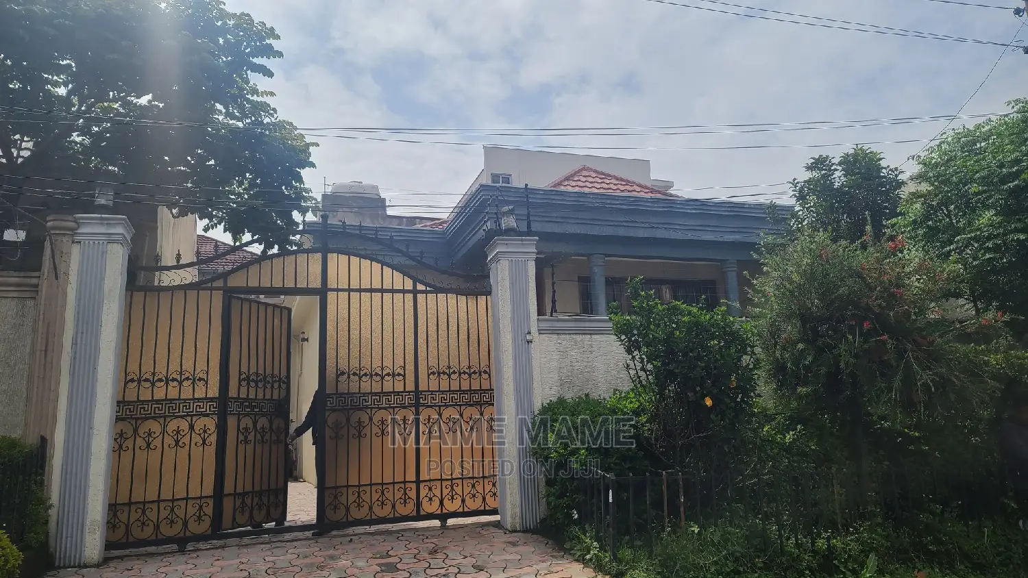 3bdrm Villa in Addis Abeba, Bole for sale