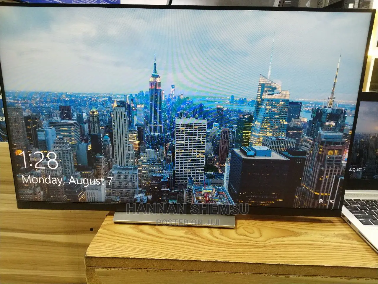 Dell 27 Inch Monitor