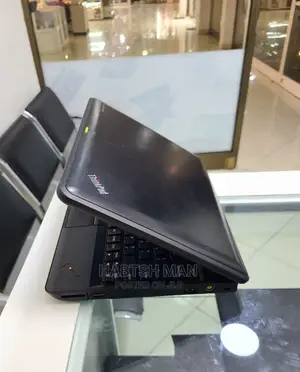 Photo - Laptop Lenovo ThinkPad 11e 4GB AMD A4 HDD 500GB