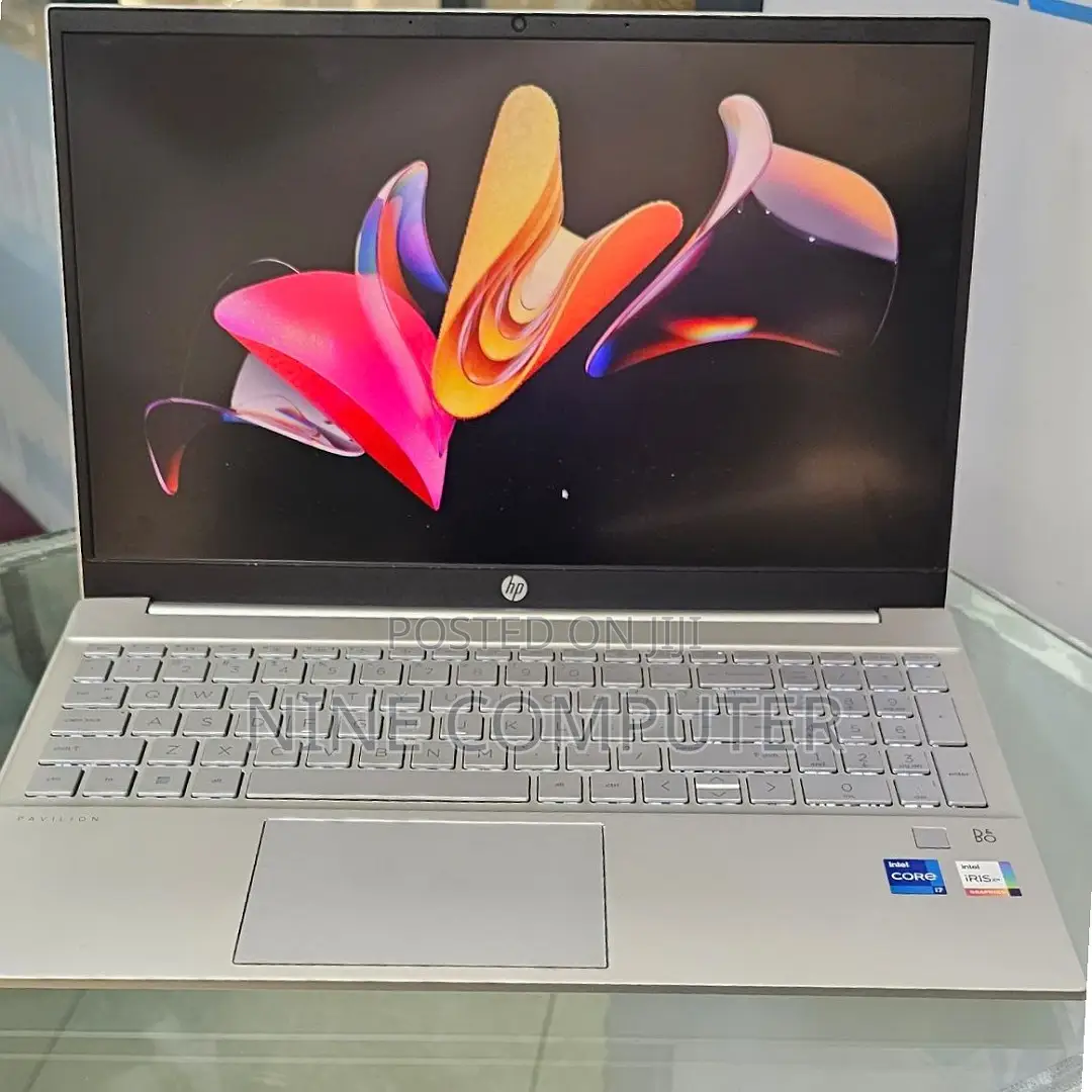 New Laptop HP Pavilion 15 8GB Intel Core I7 SSD 512GB