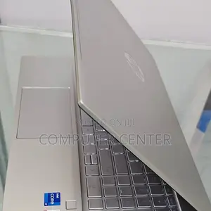 New Laptop HP Pavilion 15 8GB Intel Core I7 SSD 512GB