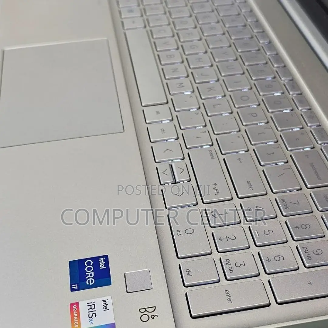 New Laptop HP Pavilion 15 8GB Intel Core I7 SSD 512GB