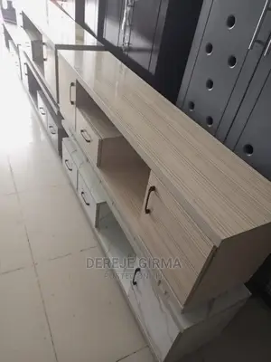 1.50 Cm Lamnet TV Stand