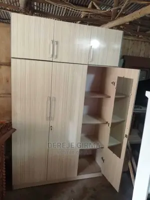 ላምኔት ቁምሳጥን