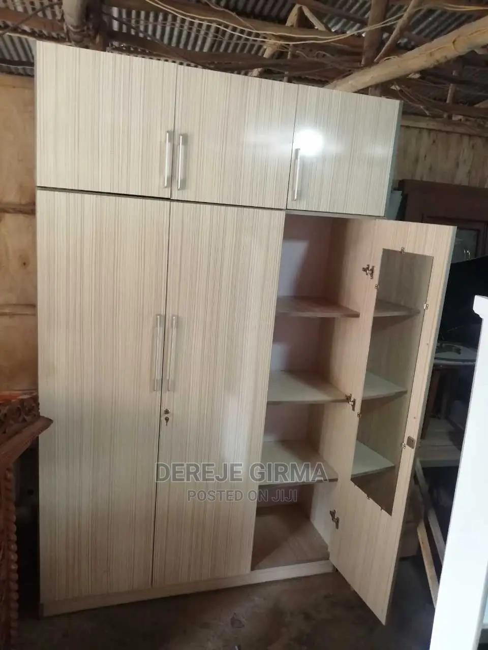 ላምኔት ቁምሳጥን