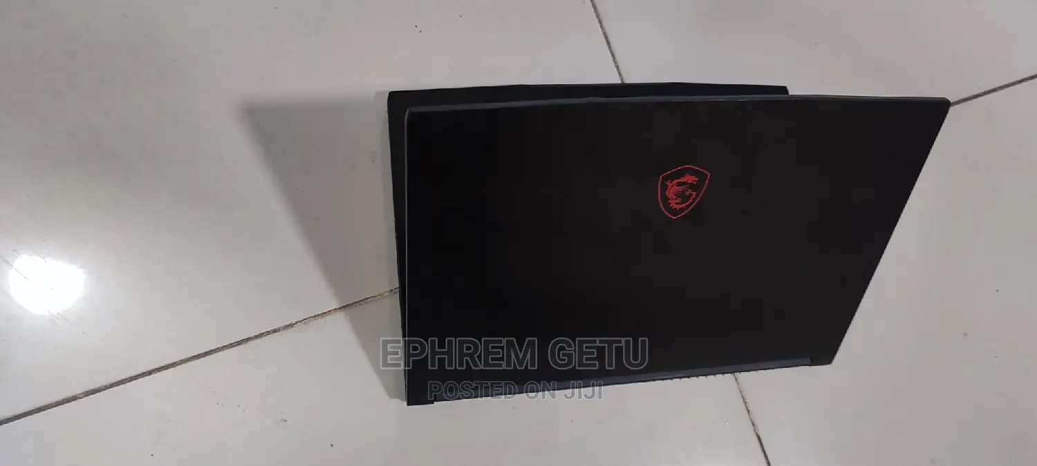 New Laptop MSI GF63 8GB Intel Core I5 SSD 256GB