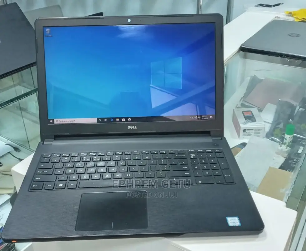 New Laptop Dell Vostro DVCI315 8GB Intel Core I5 HDD 500GB