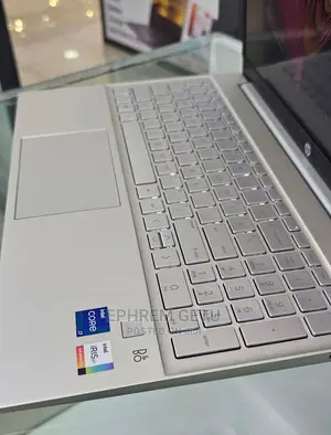 New Laptop HP Pavilion 15 8GB Intel Core I7 SSD 512GB