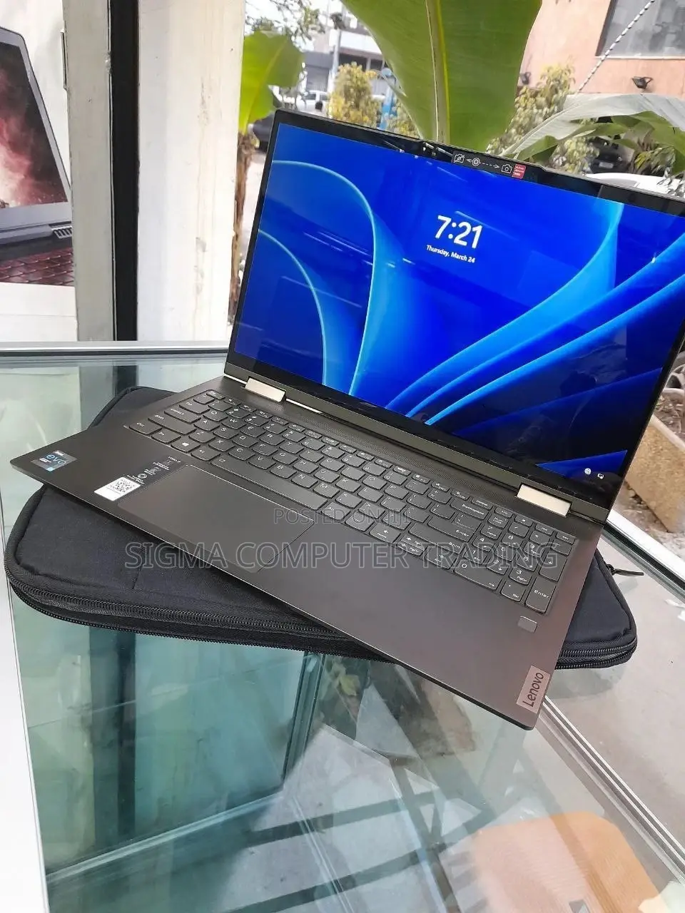 New Laptop Lenovo Yoga C740 12GB Intel Core I7 SSD 512GB