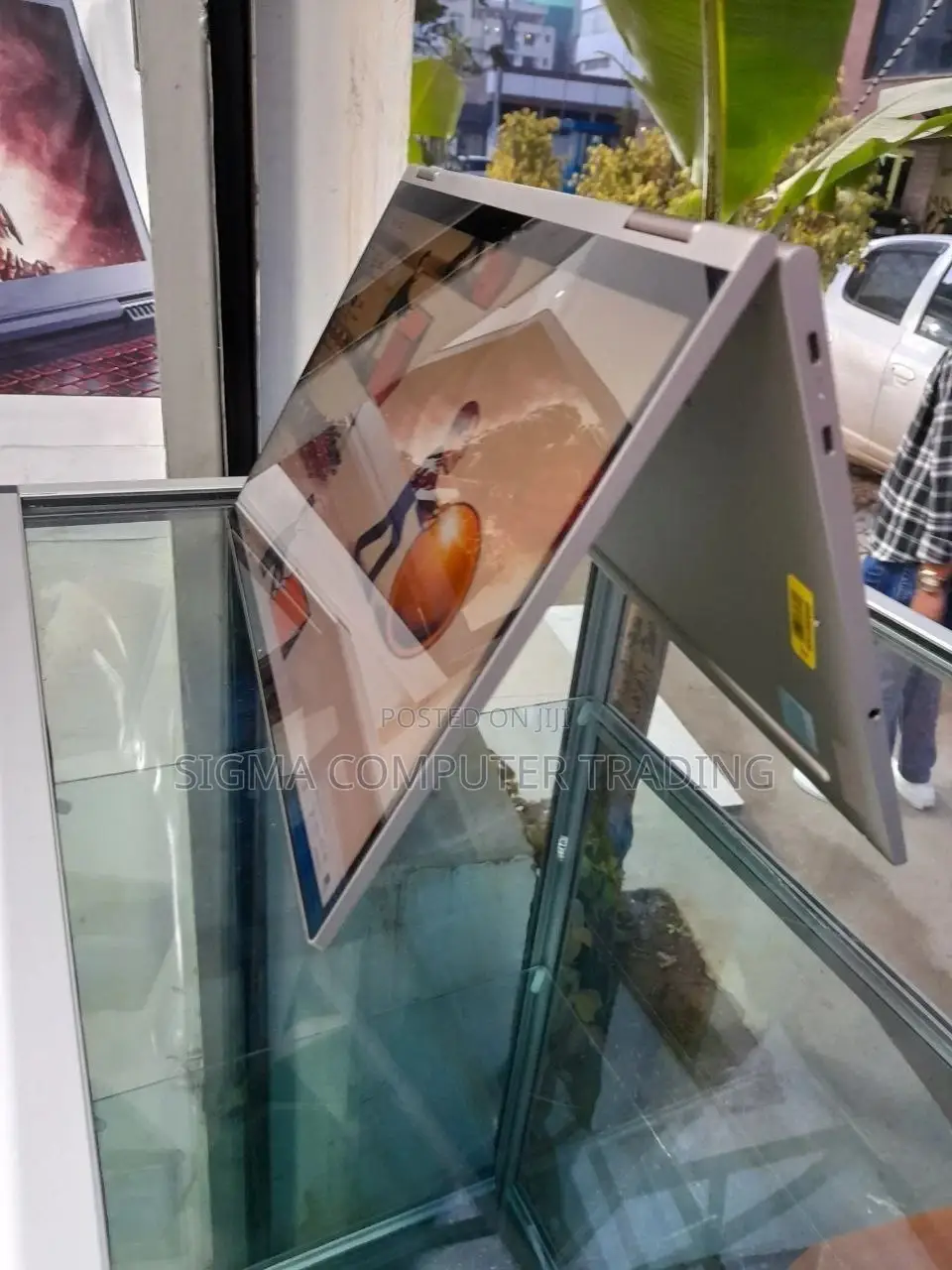 New Laptop Lenovo Yoga C740 12GB Intel Core I7 SSD 512GB