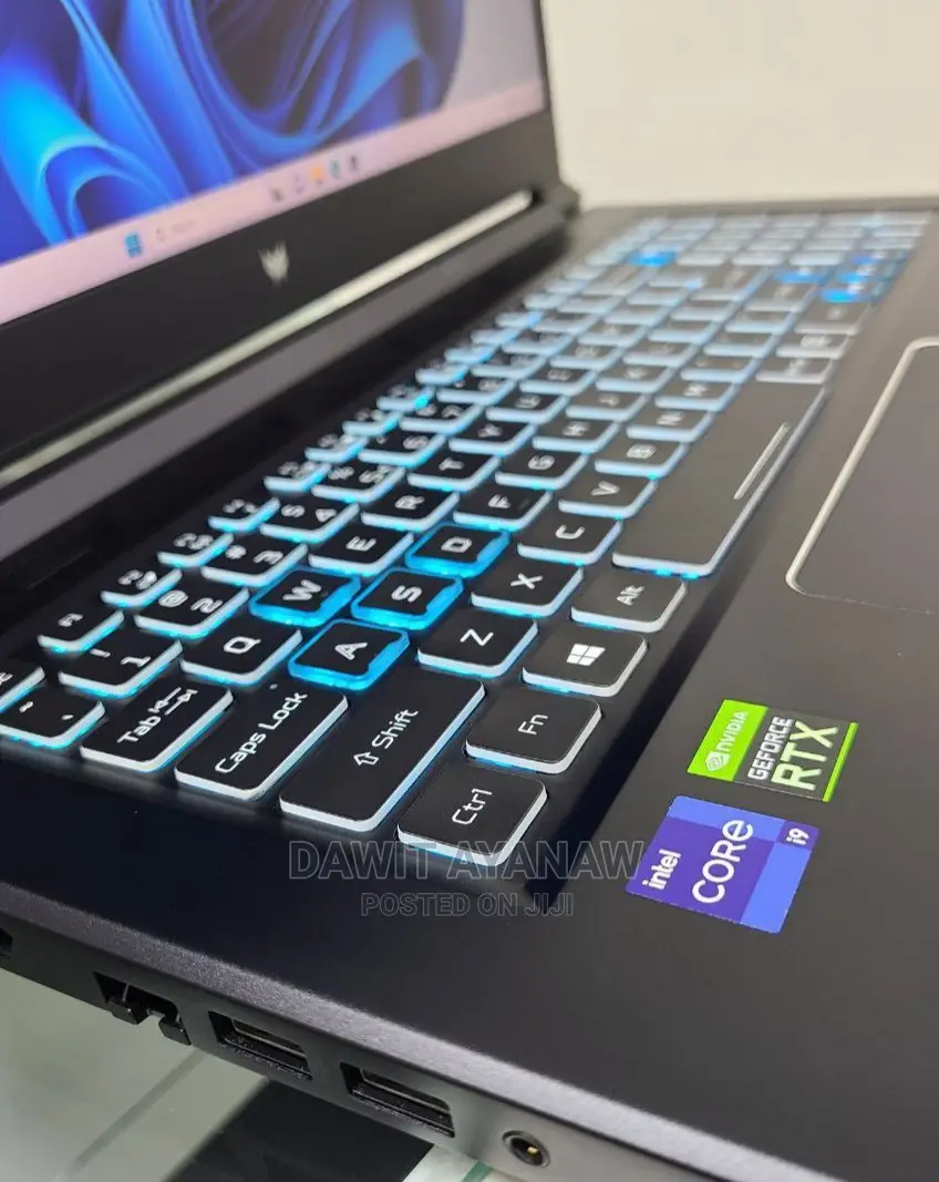 New Laptop Acer 16GB Intel Core I9 SSD 1T