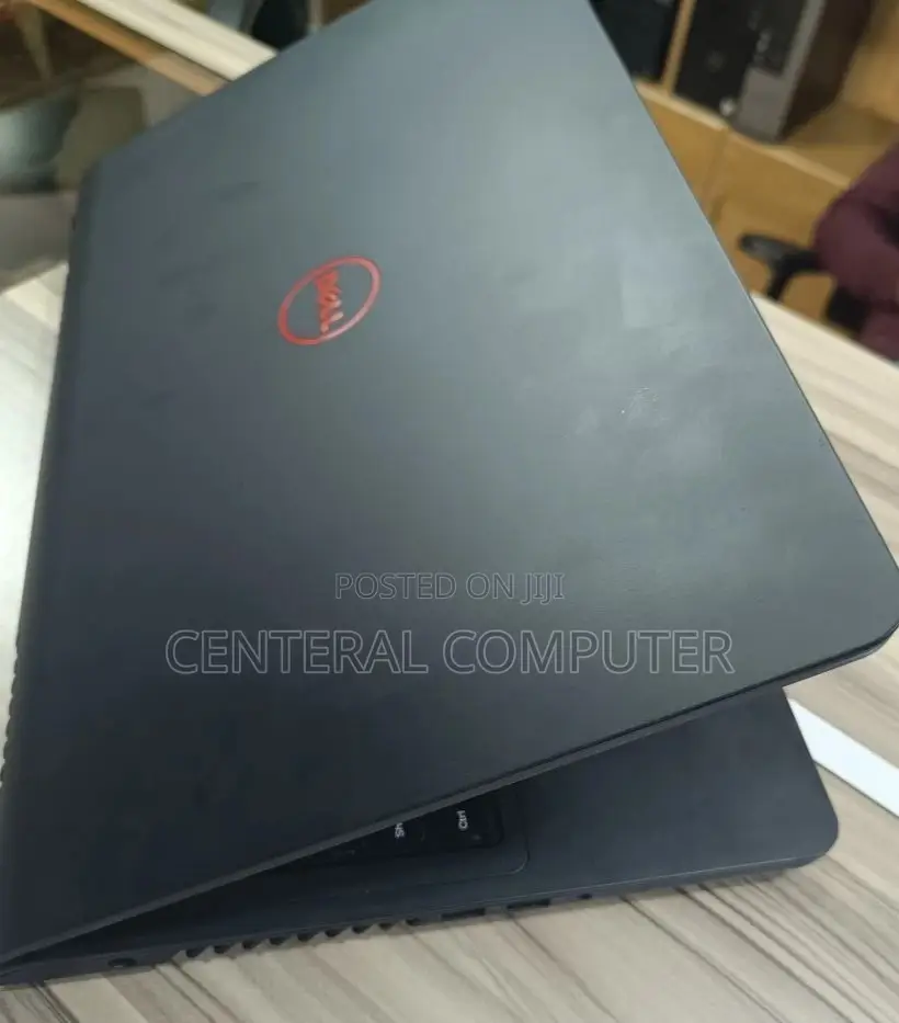 New Laptop Dell Inspiron 15 16GB Intel Core I7 SSD 512GB