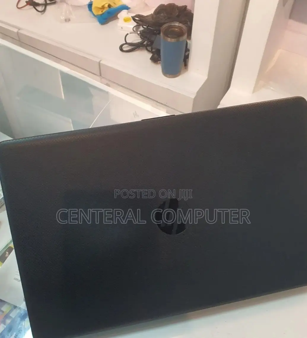 New Laptop HP Pavilion 15 8GB Intel Core I7 SSD 512GB