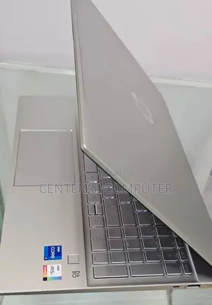 New Laptop HP Pavilion 15 8GB Intel Core I7 SSD 512GB