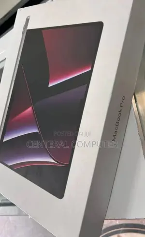 Photo - New Laptop Apple MacBook Pro 2022 M2 16GB Apple M2 SSD 512GB